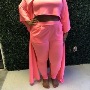 2 piece Coral crop top pants outfit.